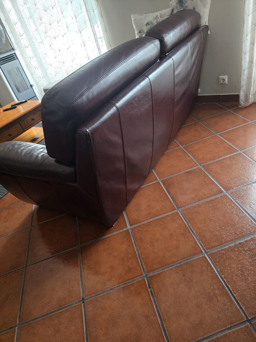 Conjunto sofa pele 3+2