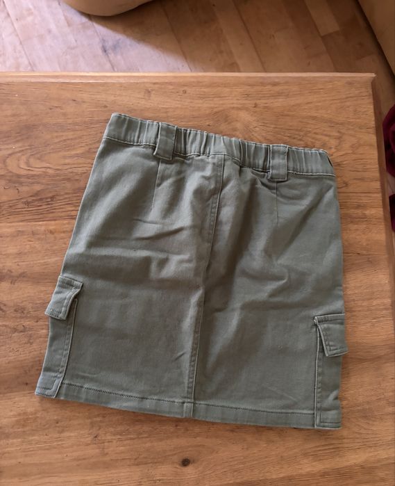 Dżinsowa spódniczka cargo khaki