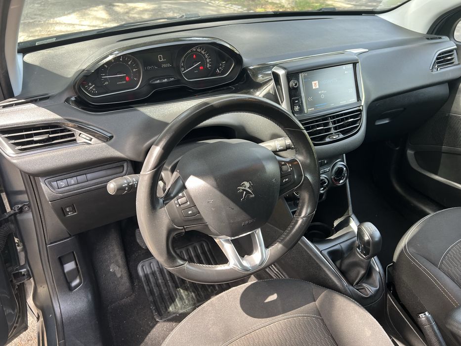 Peugeot 208 1.2 82 cv Pure Tech