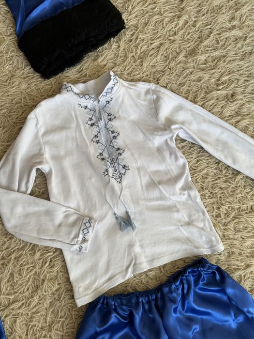 Костюм козака! Повний комплект! На 9-10 років. Новий!