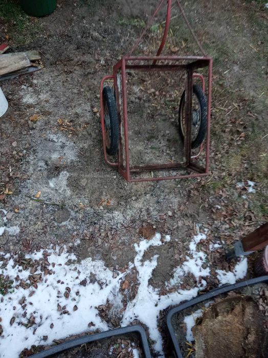 Wózek ogrodowy stan dobry  (Rama)