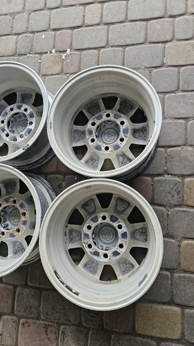 Диски оригінал Тойота  R15.