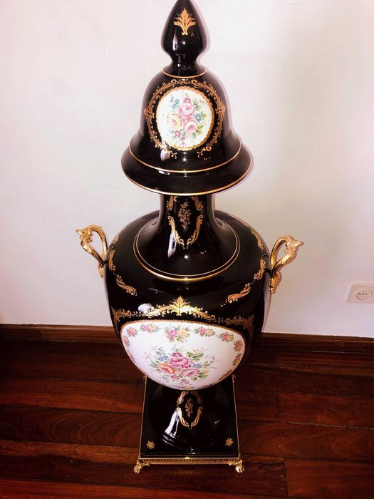 Jarrão pintado à mão "Limoges" com pegas revestidas com banho de ouro