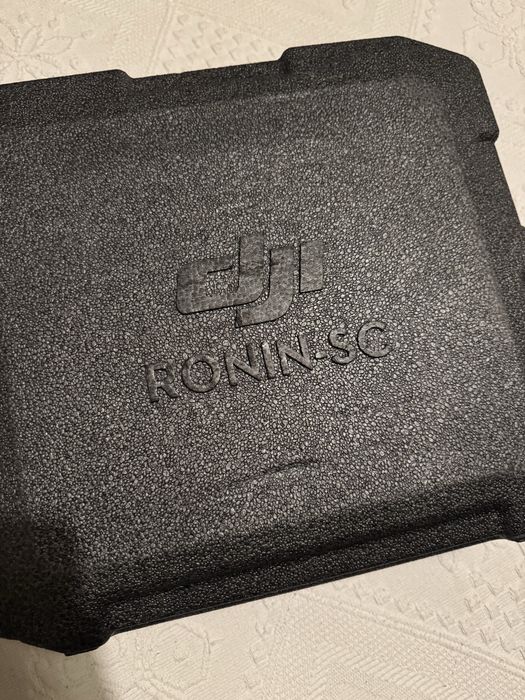 DJI Ronin S Estabilizador Guimbal para Cameras DSLR ou Mirror