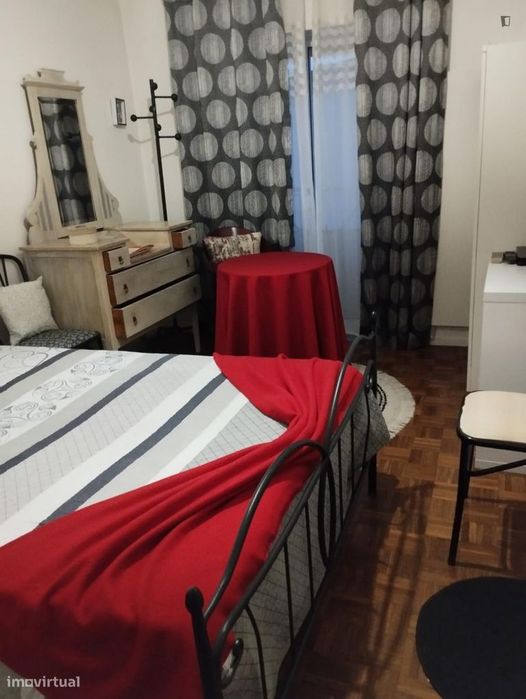 Quarto - localizado em Leiria