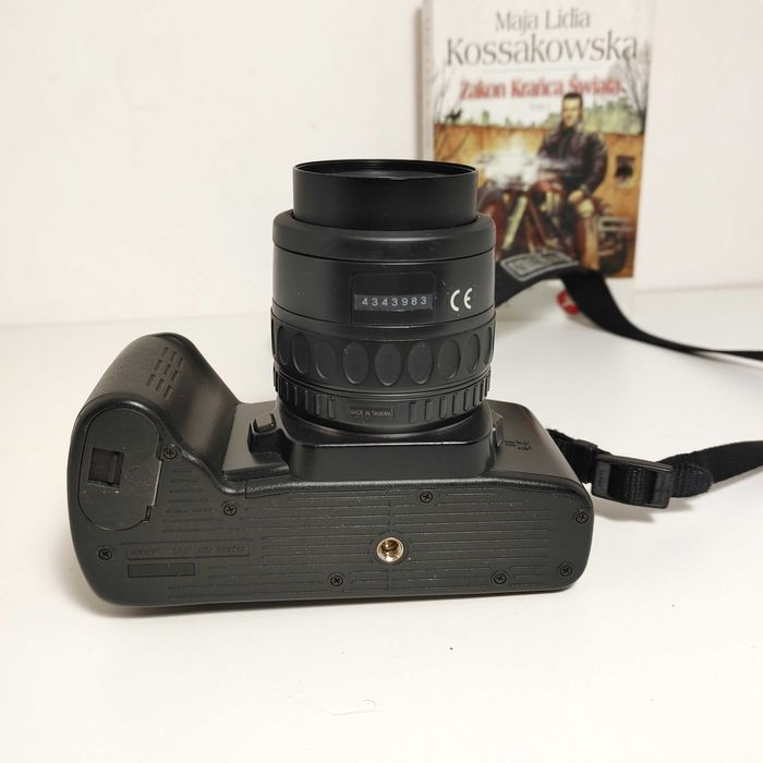 Analogowa Lustrzanka PENTAX Z-10 z obiektywem Pentax 35-80 1:4-5,6