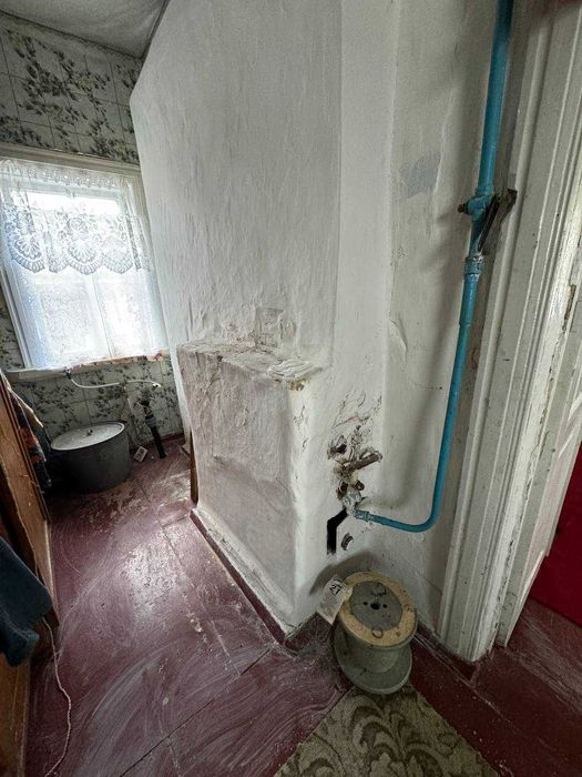 Будинок в селі Гориця