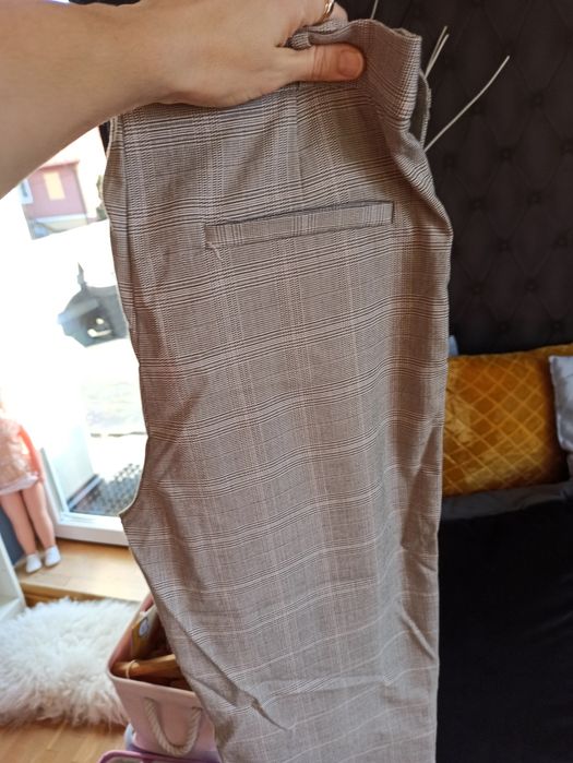 Spodnie nowe pull&bear roz l