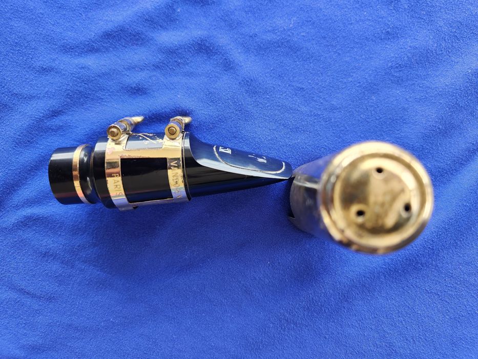 Abraçadeira Vandoren Paris para sax alto