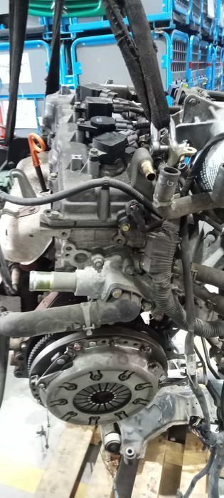 Motor Nissan QG18 E caixa de velocidades AV709VA