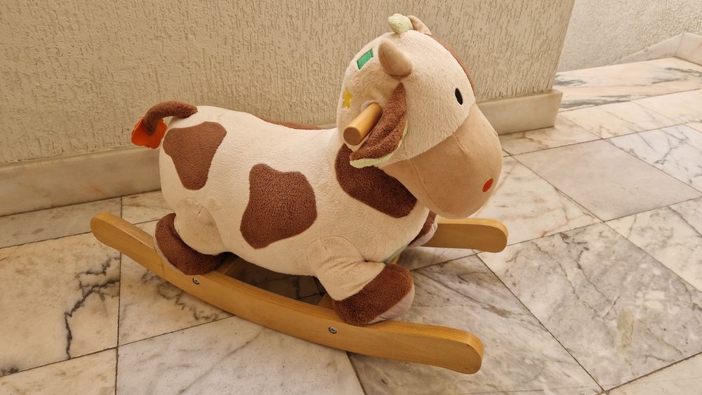 Vaquinha baloiço para criança