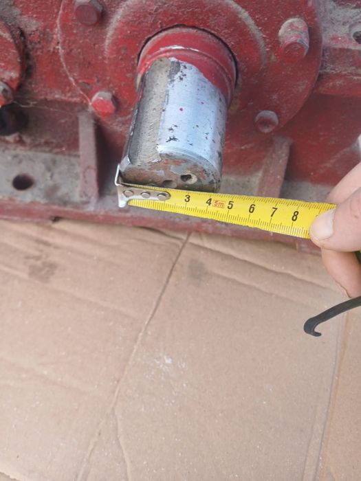 Цилиндрический редуктор