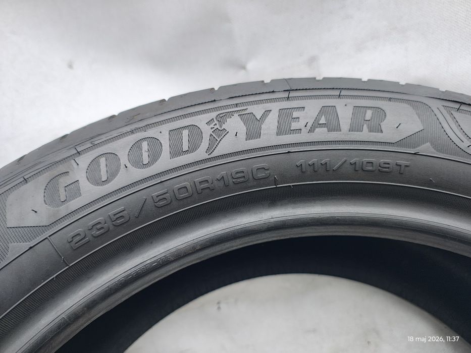 235/50r19 111T Goodyear EfficientGrip Cargo 2 demo 25rok