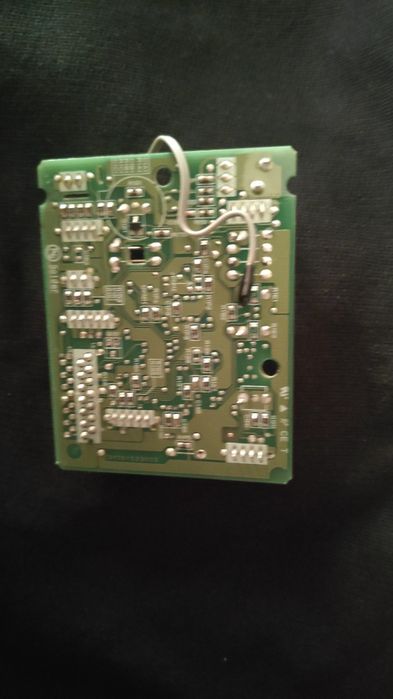 1 Placa Electrónica "Control P C Board" --- split ar condicionado MITSUBISHI