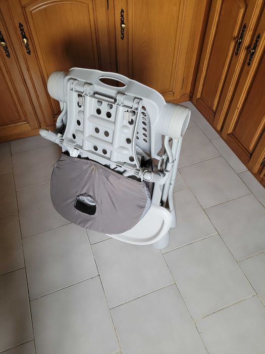 Cadeira Pocket Meal, Chicco, Cinza