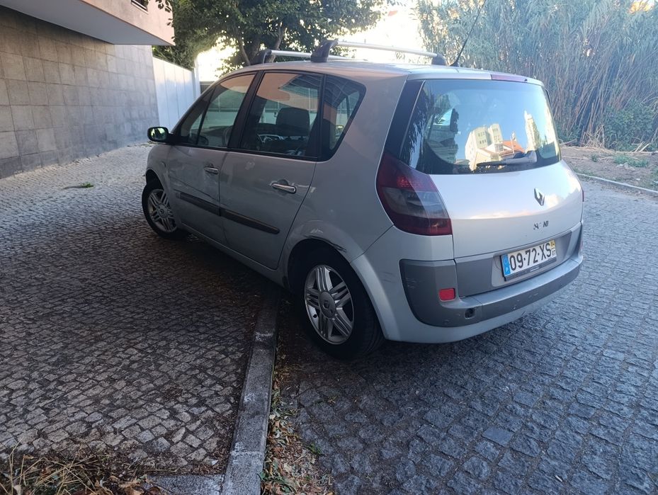 Vendo Renault Scenic 1.5 DCi 2004 Exclusive — photo 3