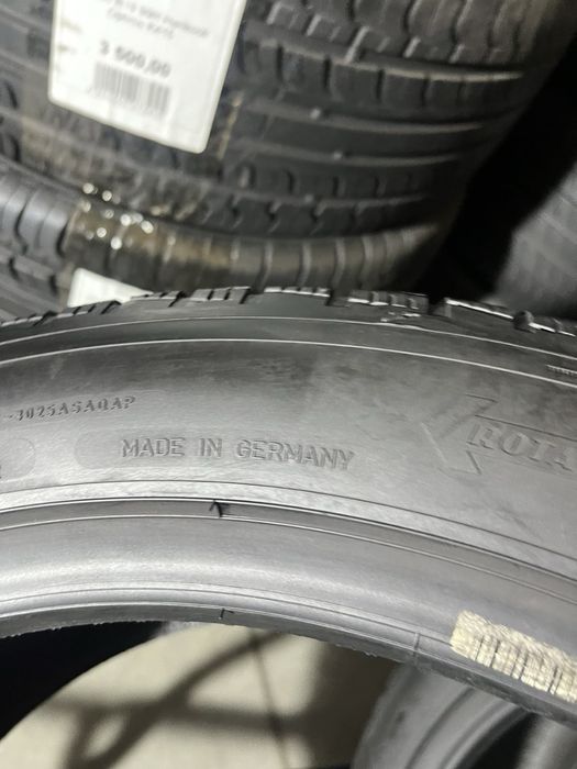 255/45/19 R19 Goodyear Ultra Grip Perfomance 3 4шт зима