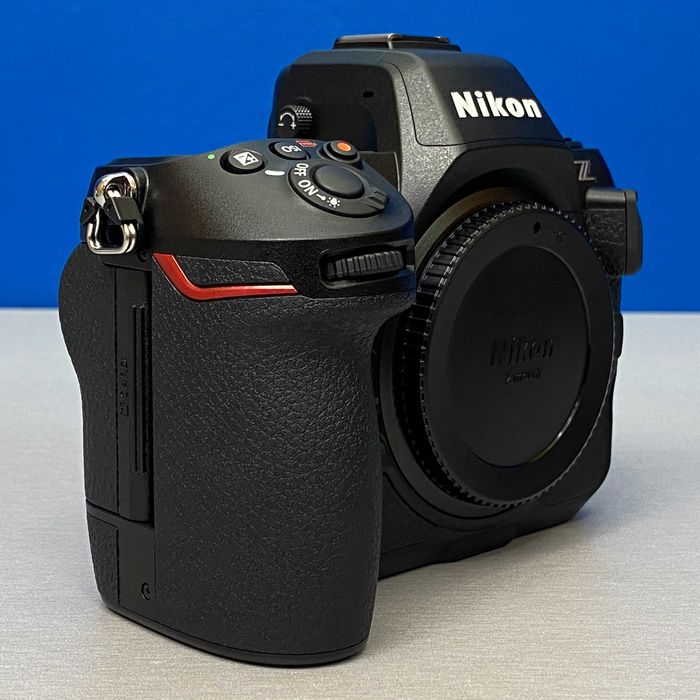 Nikon Z8 (Corpo) - 45.7MP | NOVA | 3 ANOS DE GARANTIA