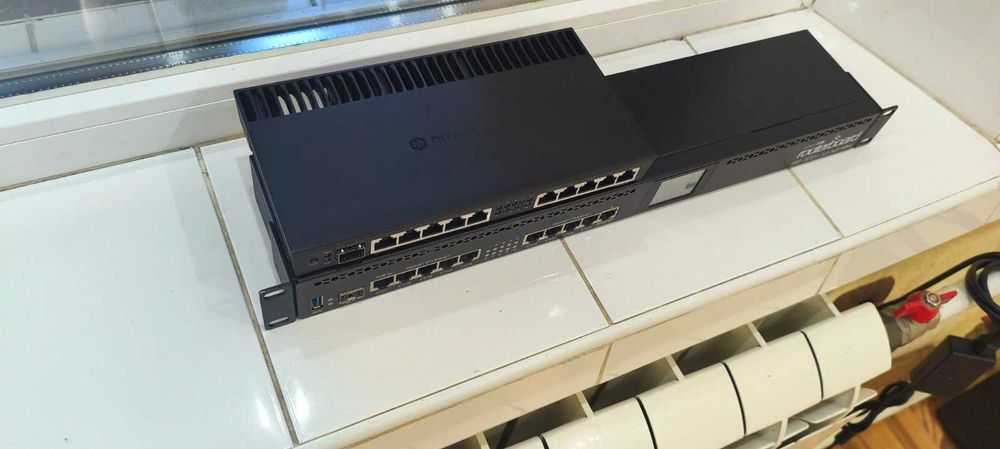 Мощный Mikrotik RB4011  и RB3011 Gigabit SFP usb LTE Роутер 10портов