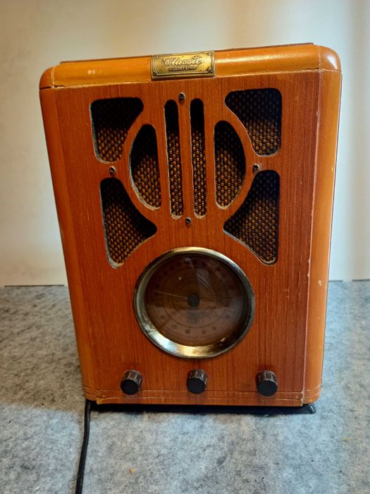 Radio stylizowane na stere,100% sprawne