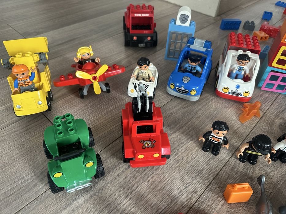 LEGO Duplo mix pojazdy figurki