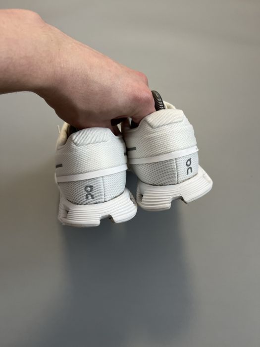 On Cloud 5 Running  42(27см)Cloudnova Cloudmonster