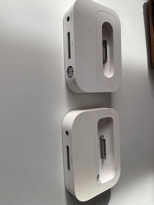 Base iPod classic. ……………………….64752267908353121