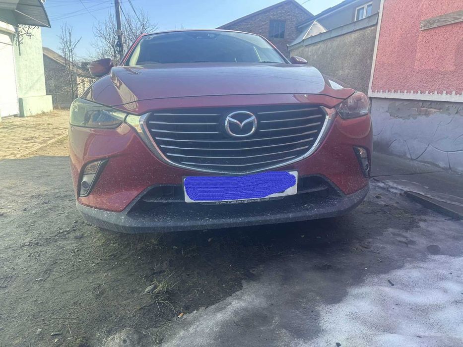 Передній бампер Mazda CX 3 2016 41v (комплектний з значком)
