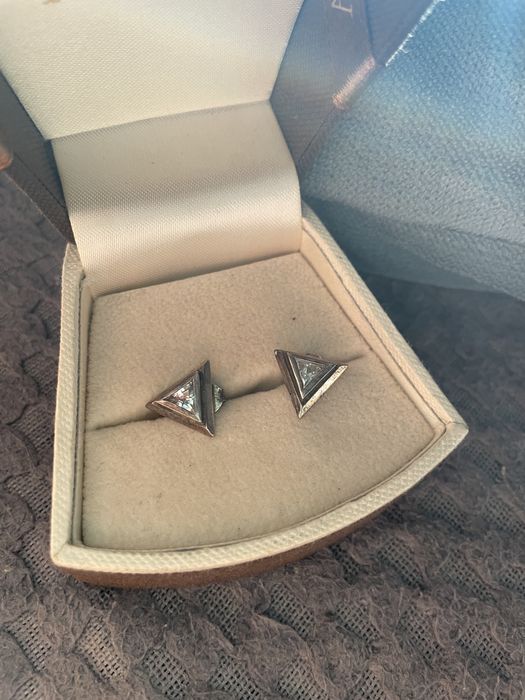 Srebrne kolczyki z oczkiem