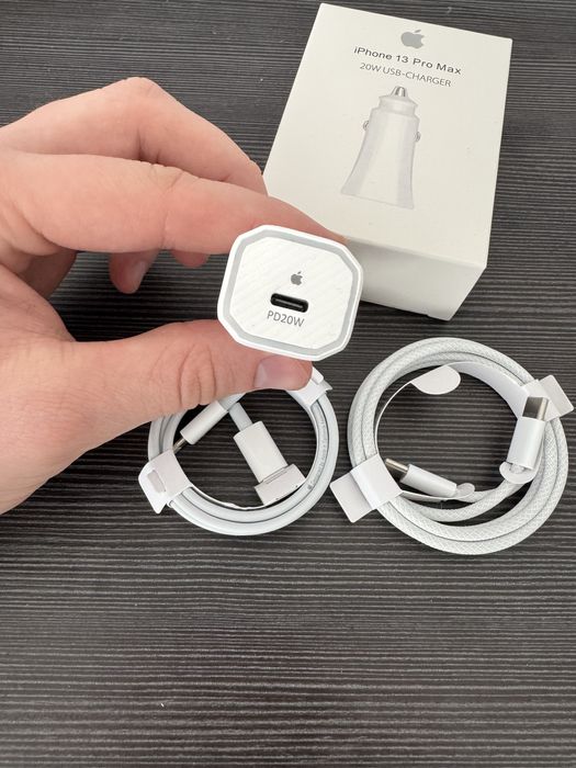 Автомобільний зарядний пристрій зарядка автомобільна Apple car charger