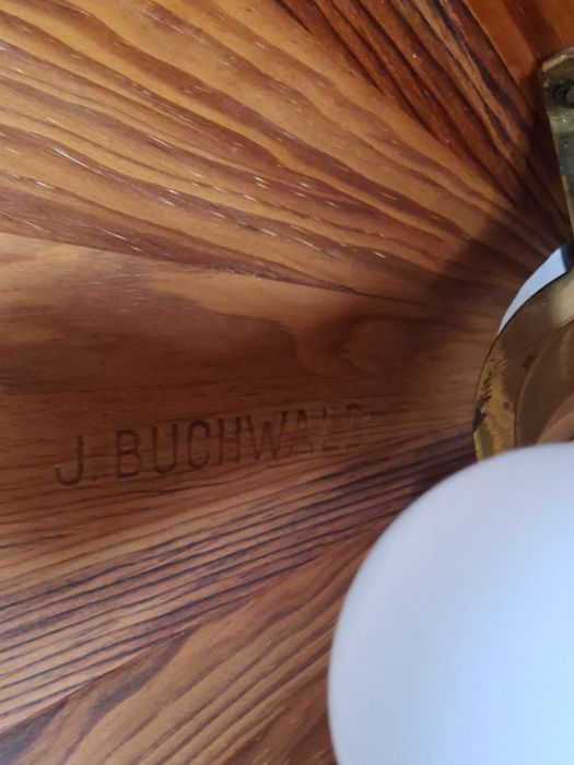 Lampa J. Bucheald