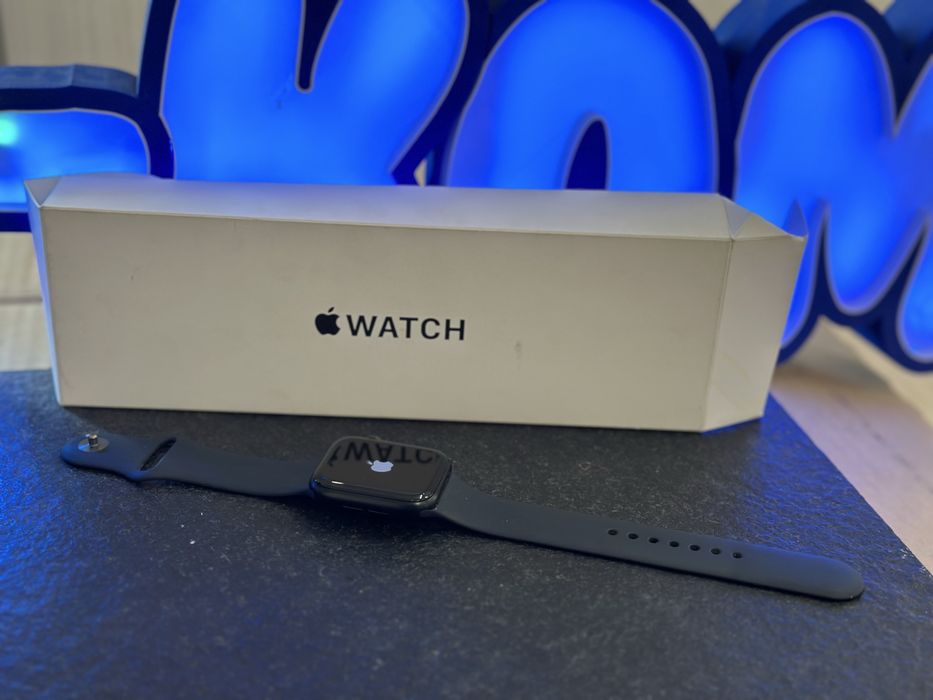 Apple Watch SE 2gen GPS 44mm koperta z aluminium  RATY