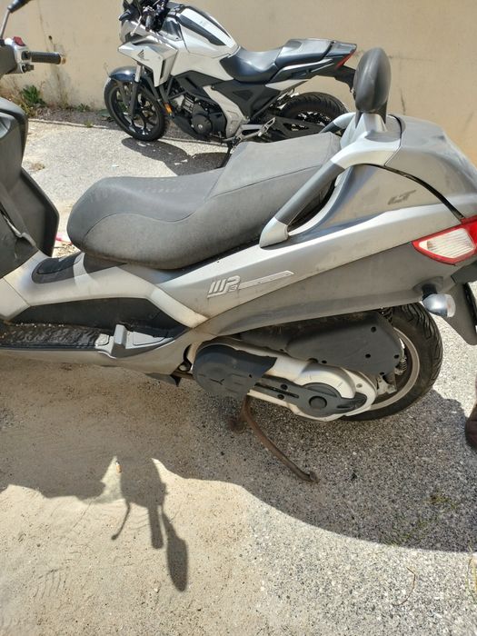 Piaggio MP3 400 LT