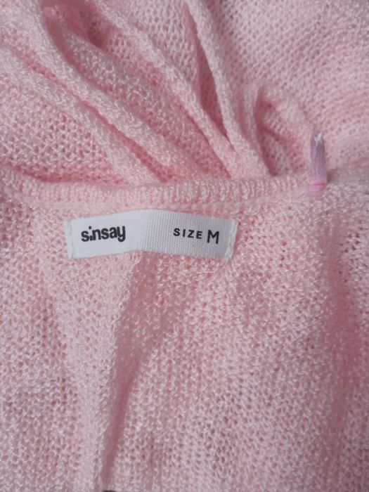 Sweterek z wiązaniem