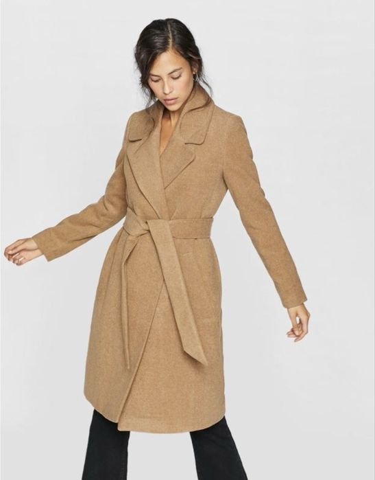 Пальто Stradivarius