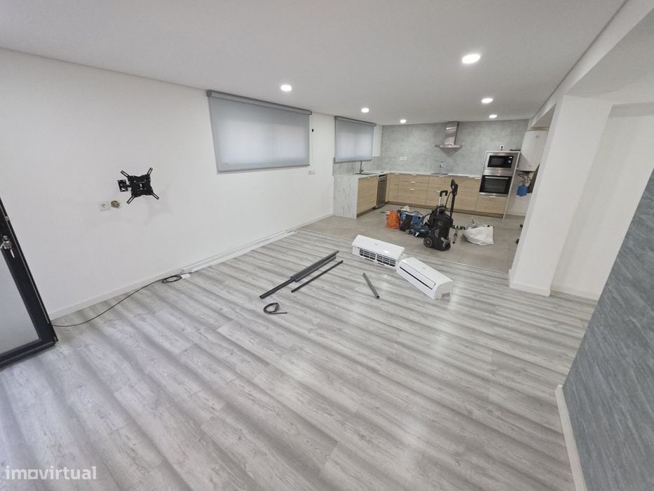 Fantástico Andar Moradia V3 com terreno