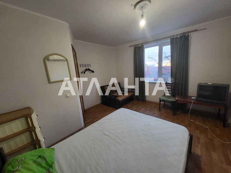 Дом-дача с мезонином возле моря, район Совиньона