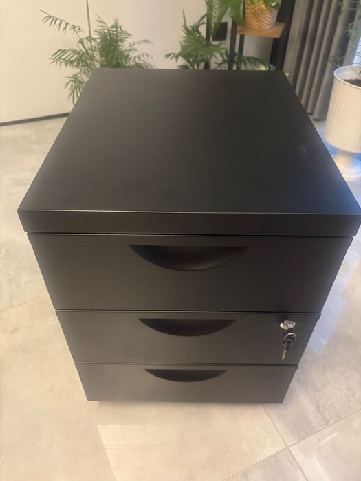 Szafka kontenerek pod biurko