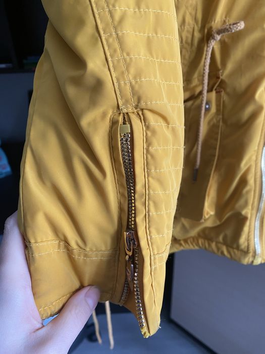 Куртка парка з капюшоном жіноча