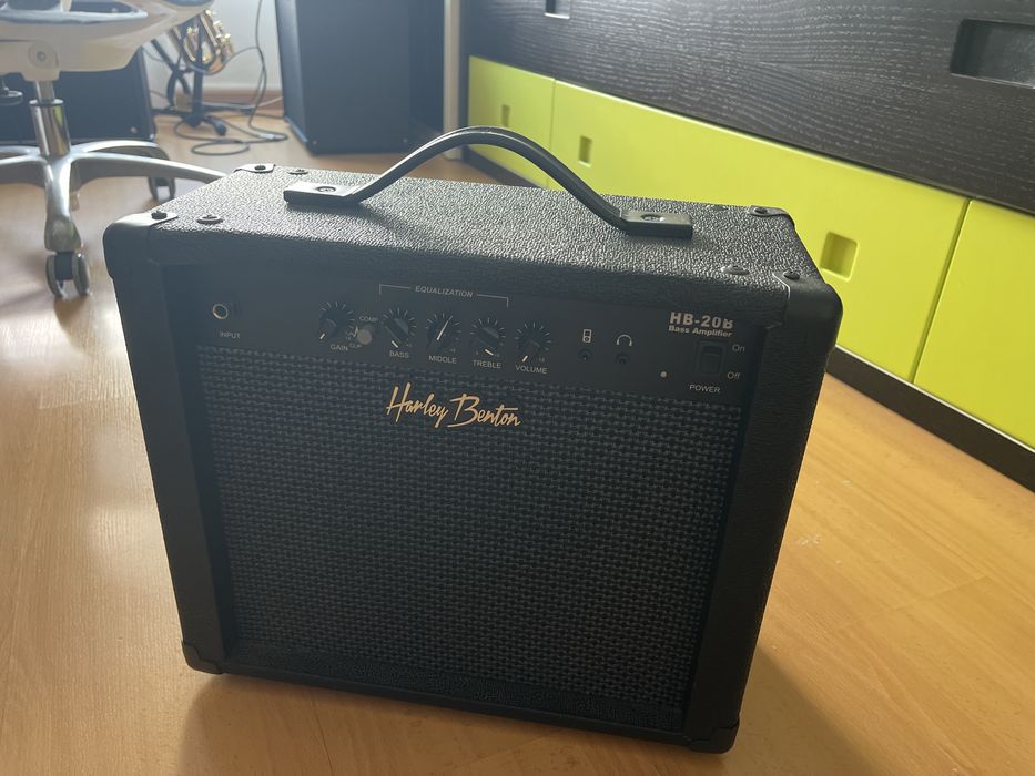 Amplificador Harley Benton HB-20B