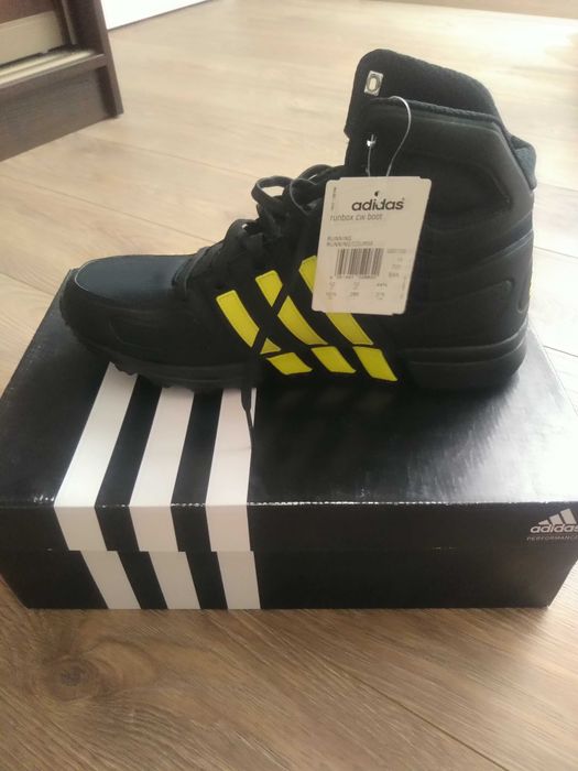 Кросівки Adidas Runbox