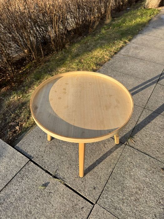 Stół okrągłyj drewniany