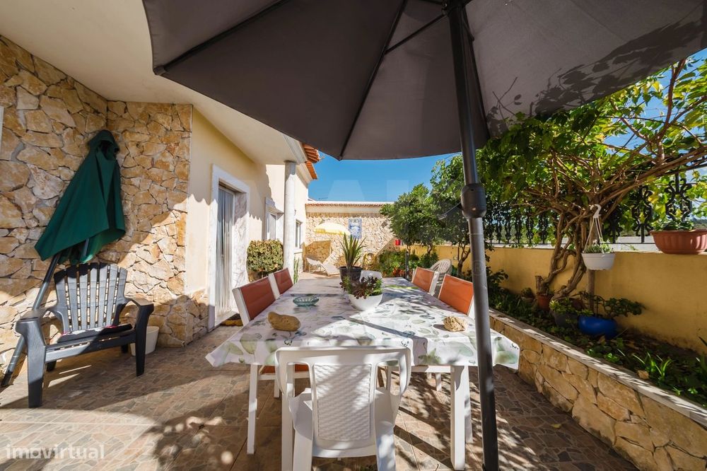 Moradia T4 Com espaço exterior, Sobrena, Cadaval