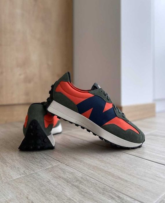 New Balance 327