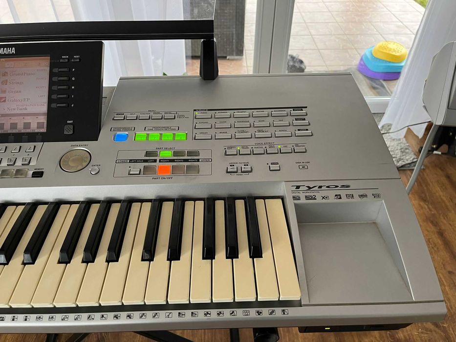 Keyboard aranżer Yamaha Tyros 1 uszkodzony
