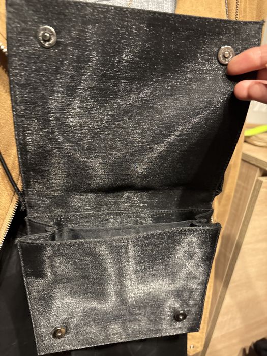 Mała czarna torebka z H&M