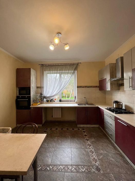 Продаж 6-ти кім. будинку 190 м с. Мшана, 15 км від Львова