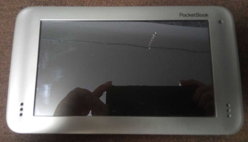 Продам  планшет Obrey PocketBook SURF pad.