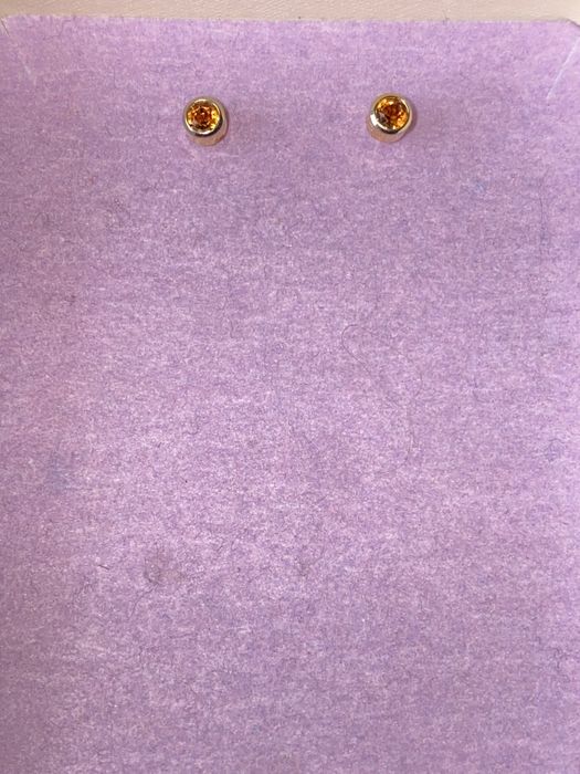 Сережки жіночі, дитячі.