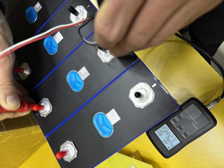 LiFePO4 314Ah та 280Ah EVE 3.2V комірки акумул. літій залізо фосфатні